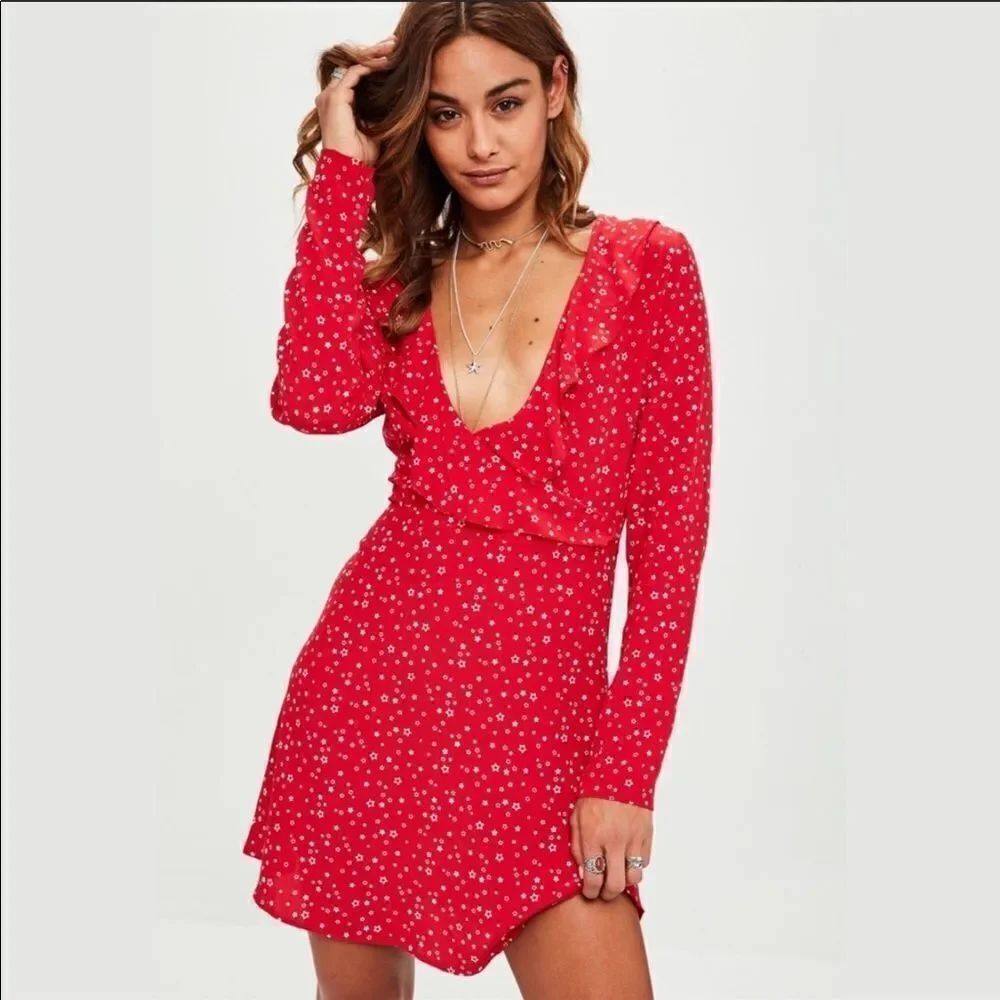 ✨ Red Star Ruffle Detail Tea Dress✨